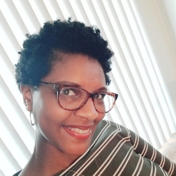 Meet your Posher, Ericka - Picture 1 of 1